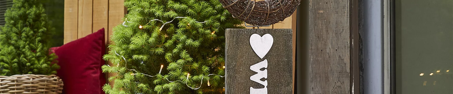 WEIHNACHTEN STEHT VOR DER TüR!